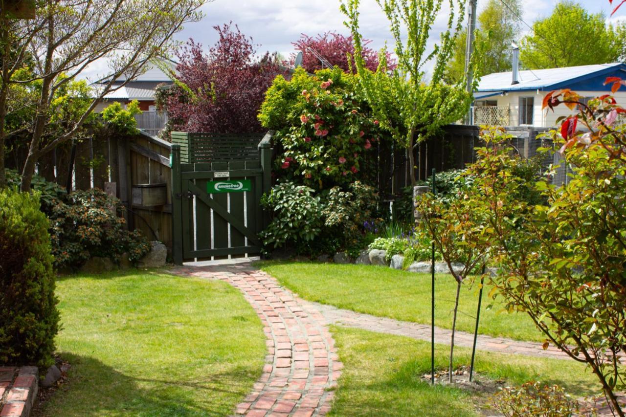Twizel Central Studio Accommodation ภายนอก รูปภาพ